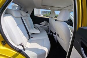 Mahindra XUV 3XO MX1