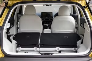 Mahindra XUV 3XO MX1