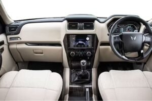 Mahindra Scorpio S 11