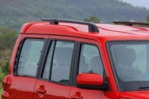 Mahindra Scorpio S 11